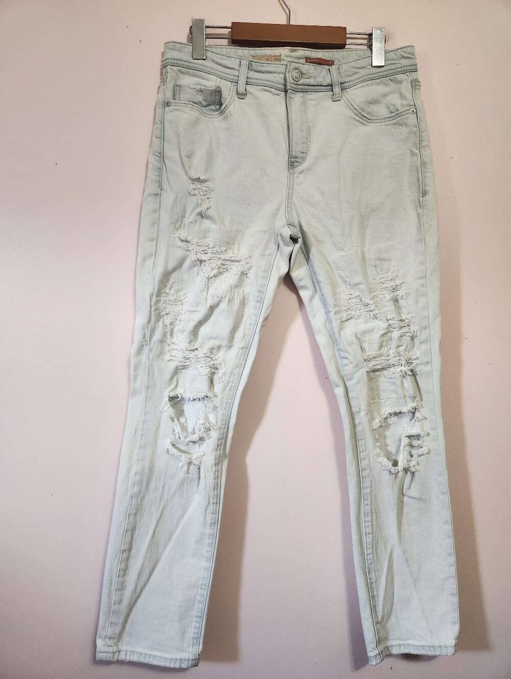 Pilcro Anthropologie Slim Boyfriend Heavily Distressed Light Wash Jeans Size 28